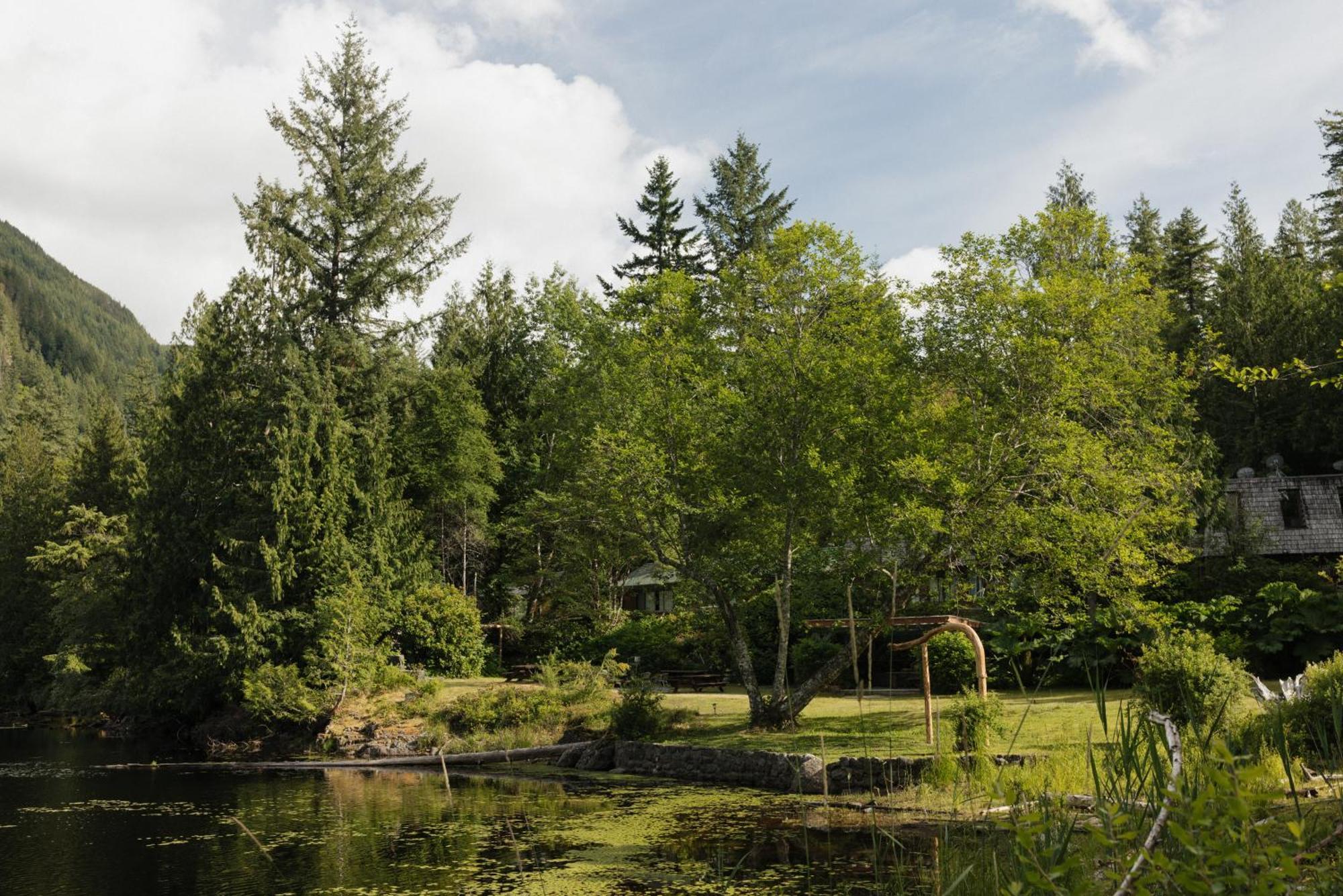 Ruby Lake Resort Madeira Park Exteriér fotografie